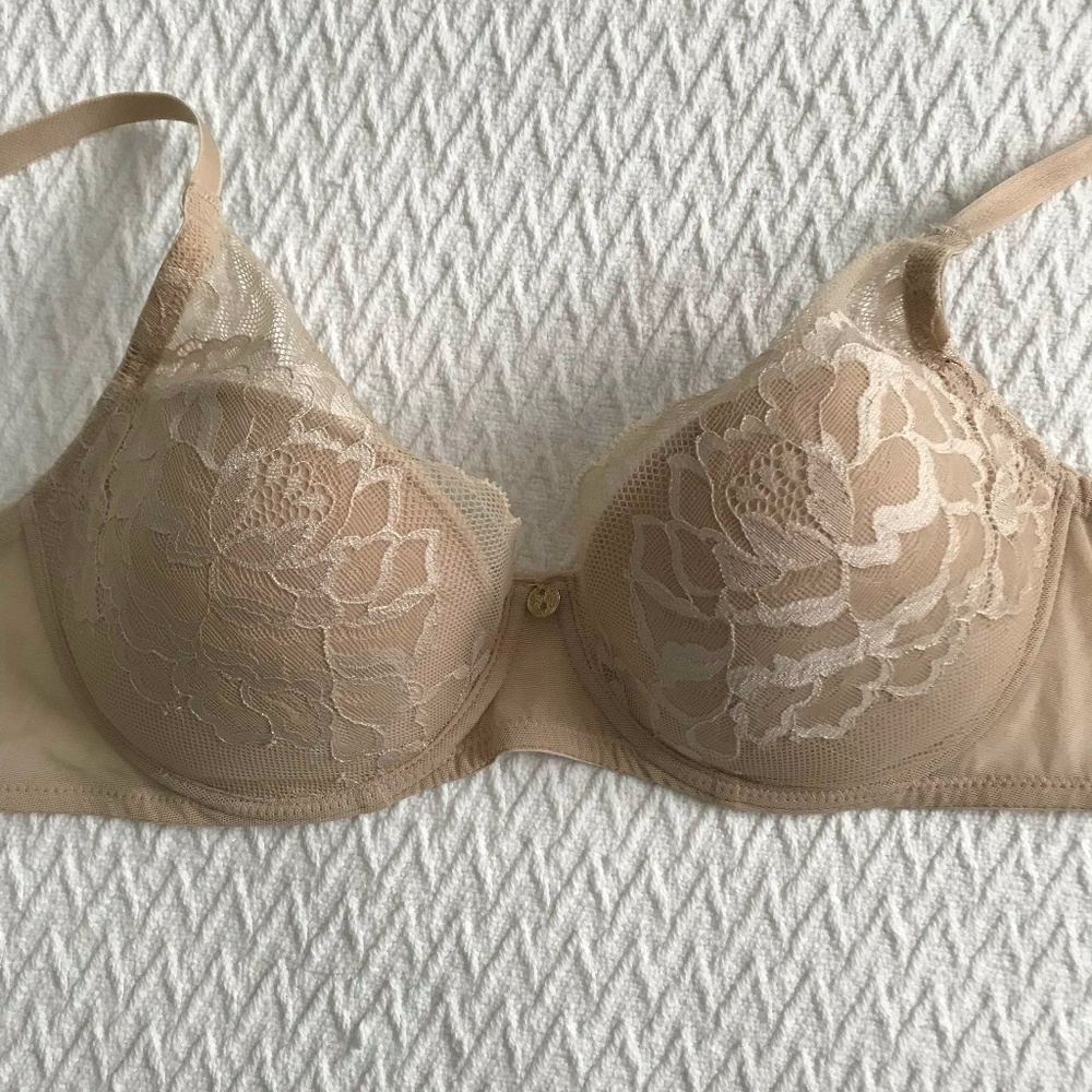 Natori Flora Beige/Tan Bra EUC 32D